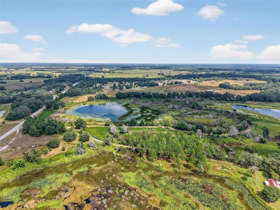 En Venta: $600,000 (32.47 acres)