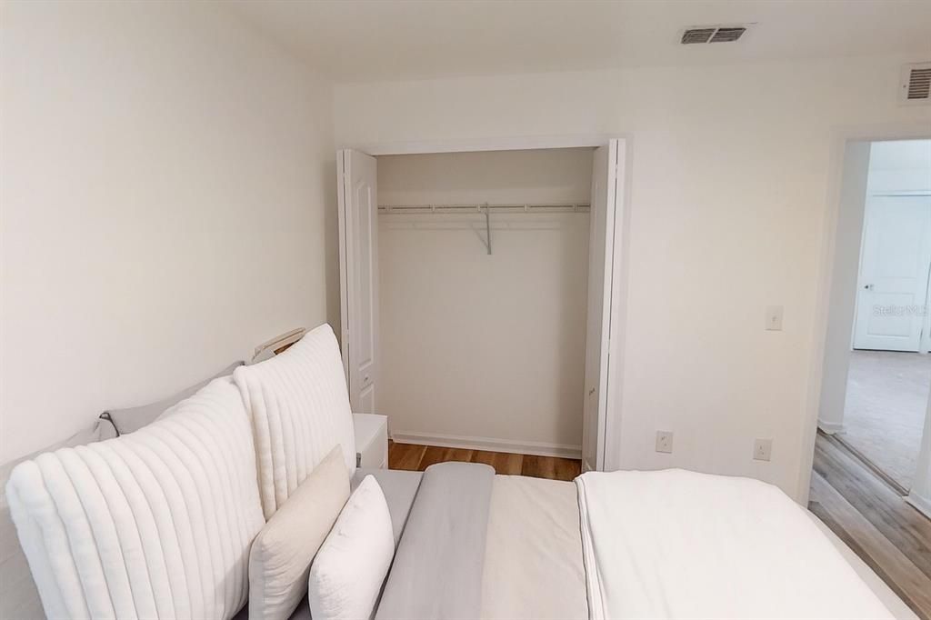 待售: $327,000 (3 贝兹, 2 浴室, 1206 平方英尺)