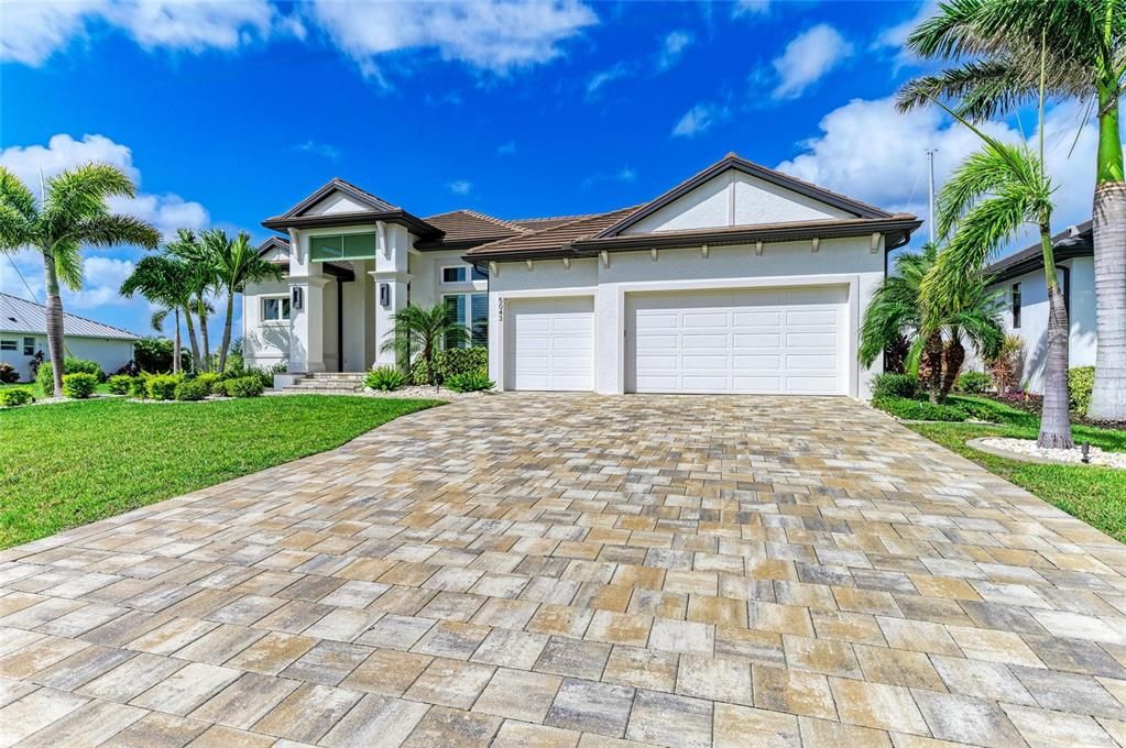 Active With Contract: $1,425,000 (3 beds, 2 baths, 2504 Square Feet)