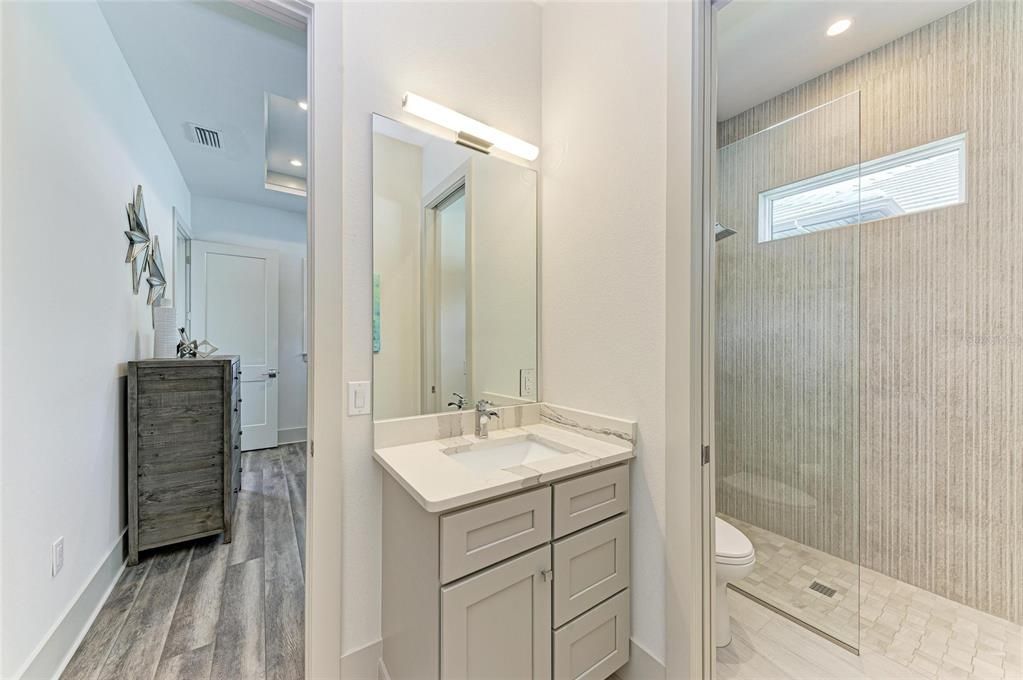 Active With Contract: $1,425,000 (3 beds, 2 baths, 2504 Square Feet)