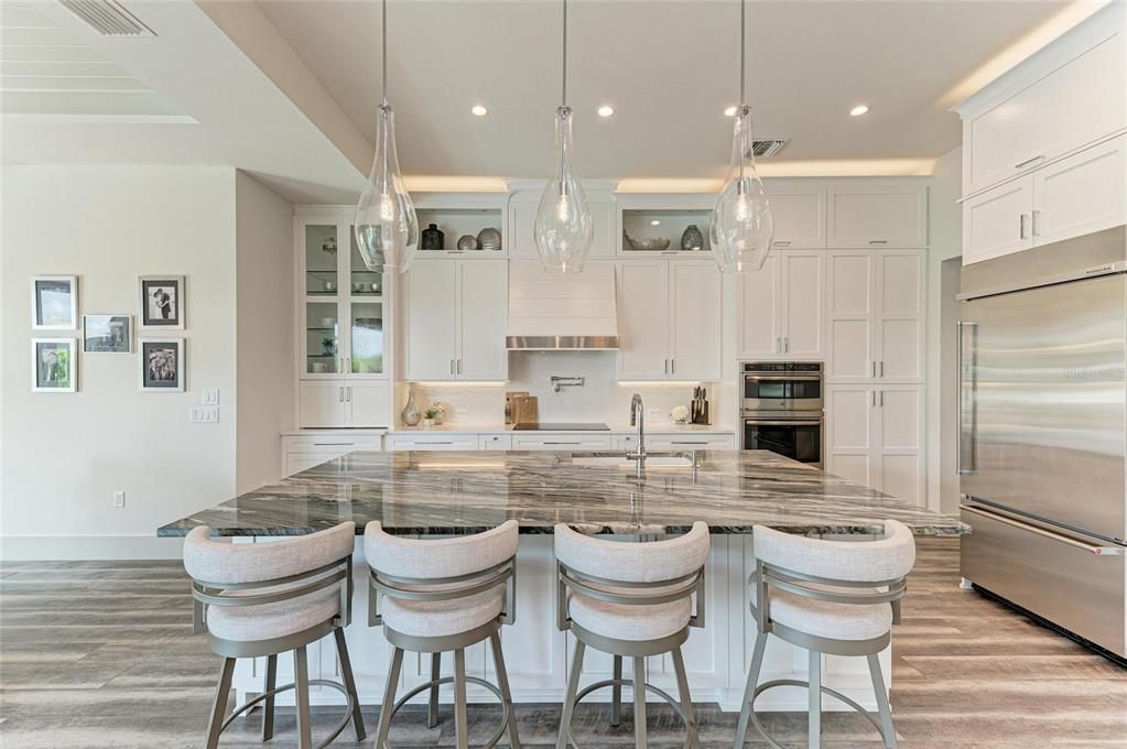 Active With Contract: $1,425,000 (3 beds, 2 baths, 2504 Square Feet)