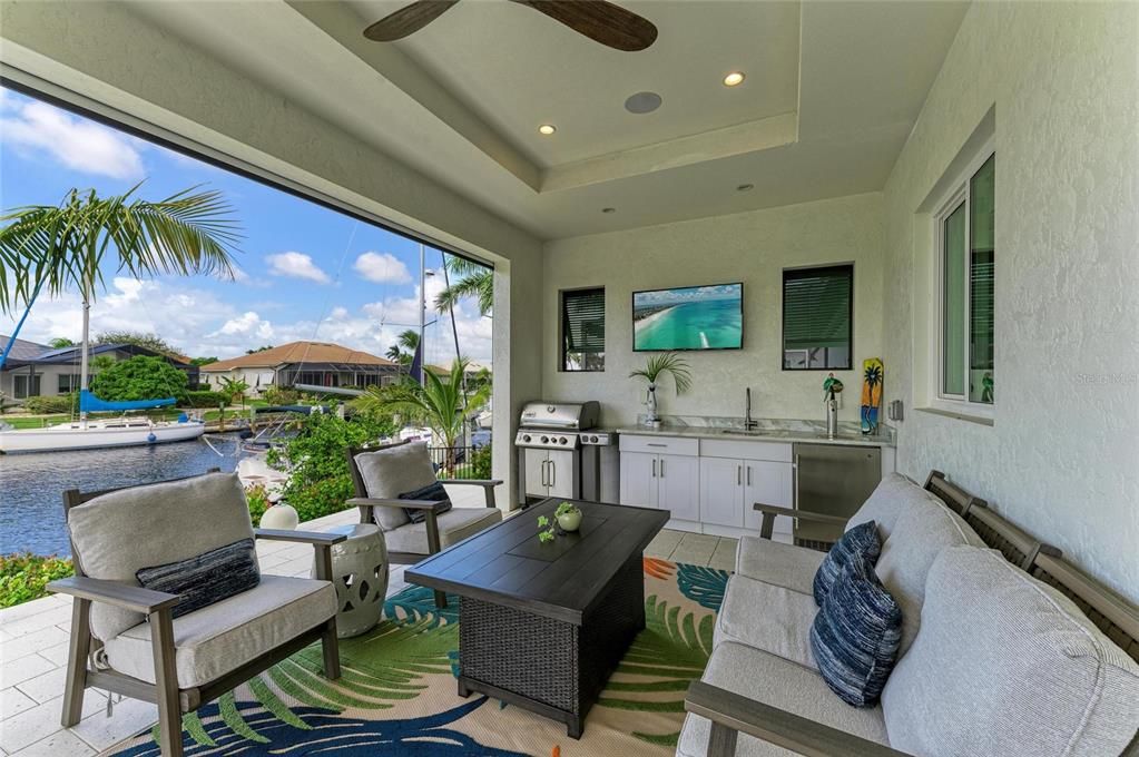 Active With Contract: $1,425,000 (3 beds, 2 baths, 2504 Square Feet)