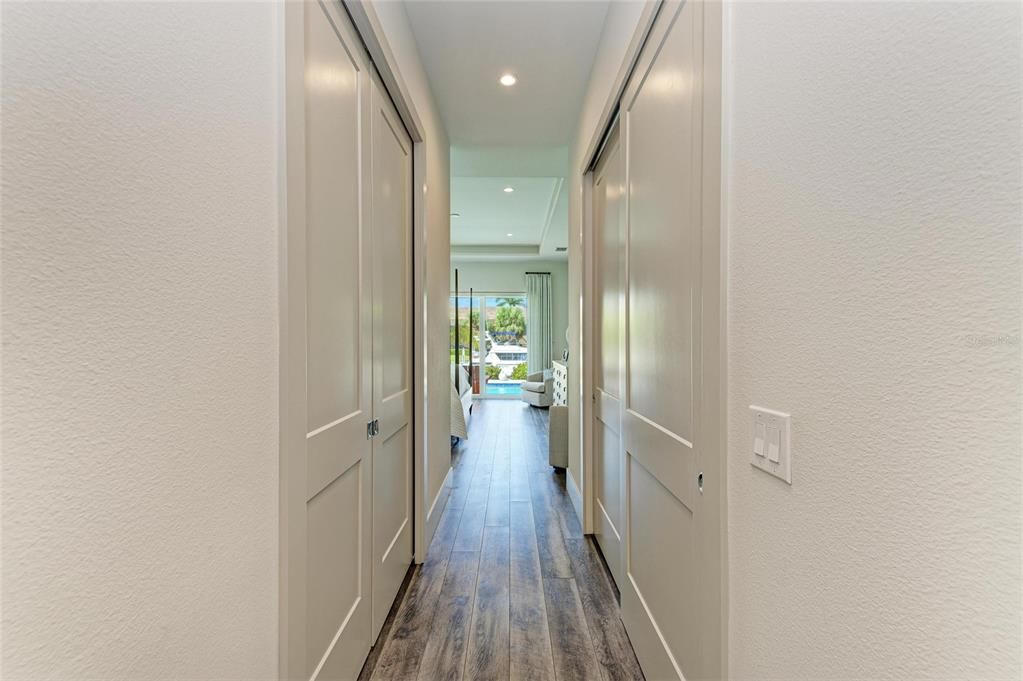 Active With Contract: $1,425,000 (3 beds, 2 baths, 2504 Square Feet)