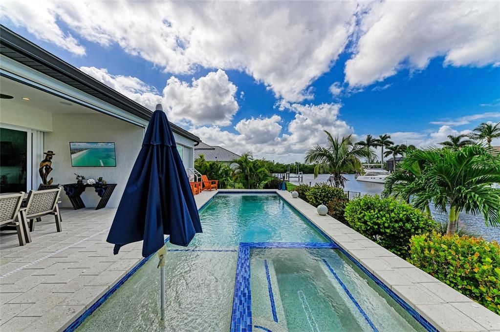 Active With Contract: $1,425,000 (3 beds, 2 baths, 2504 Square Feet)