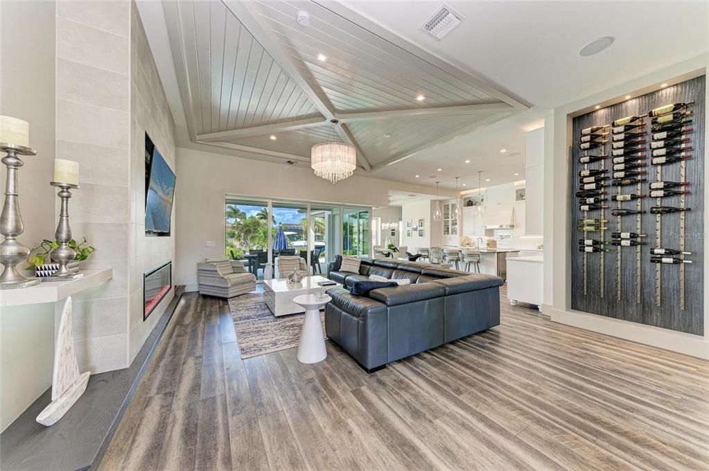 Active With Contract: $1,425,000 (3 beds, 2 baths, 2504 Square Feet)