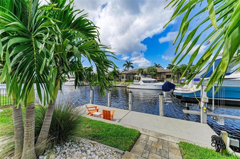 Active With Contract: $1,425,000 (3 beds, 2 baths, 2504 Square Feet)