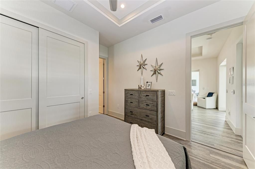 Active With Contract: $1,425,000 (3 beds, 2 baths, 2504 Square Feet)