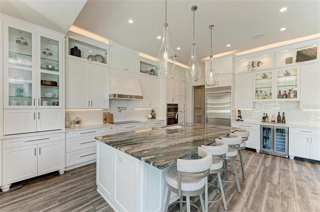 Active With Contract: $1,425,000 (3 beds, 2 baths, 2504 Square Feet)