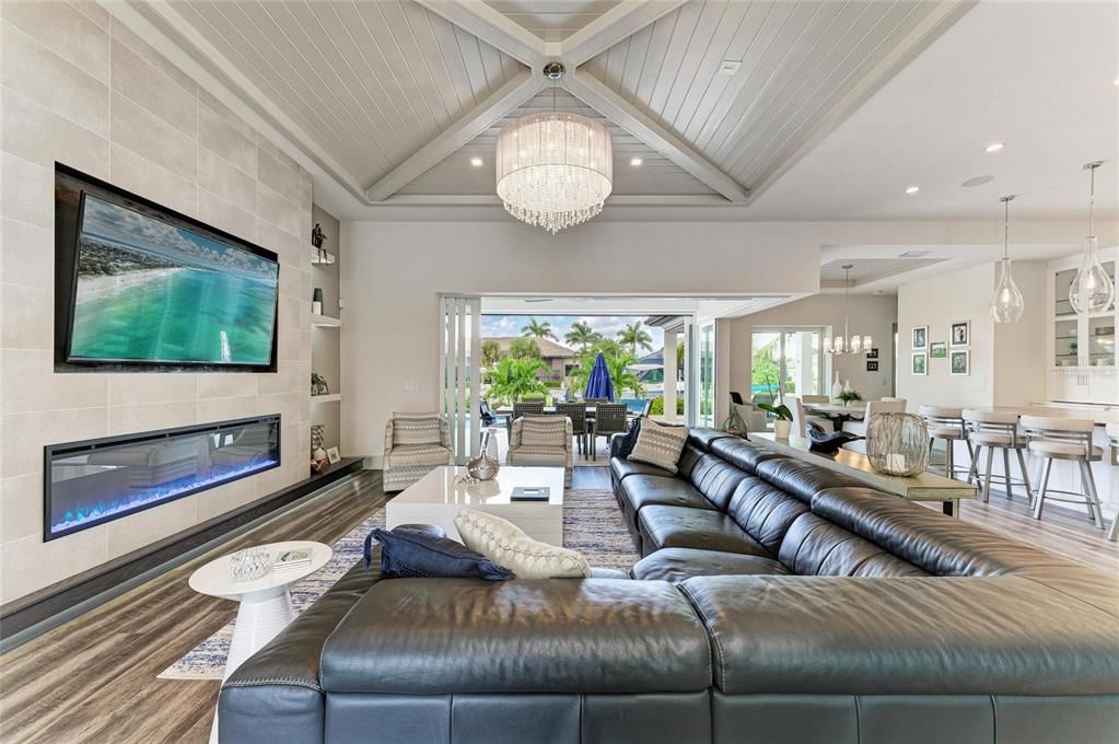 Active With Contract: $1,425,000 (3 beds, 2 baths, 2504 Square Feet)