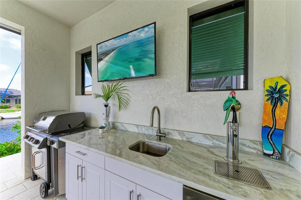 Active With Contract: $1,425,000 (3 beds, 2 baths, 2504 Square Feet)