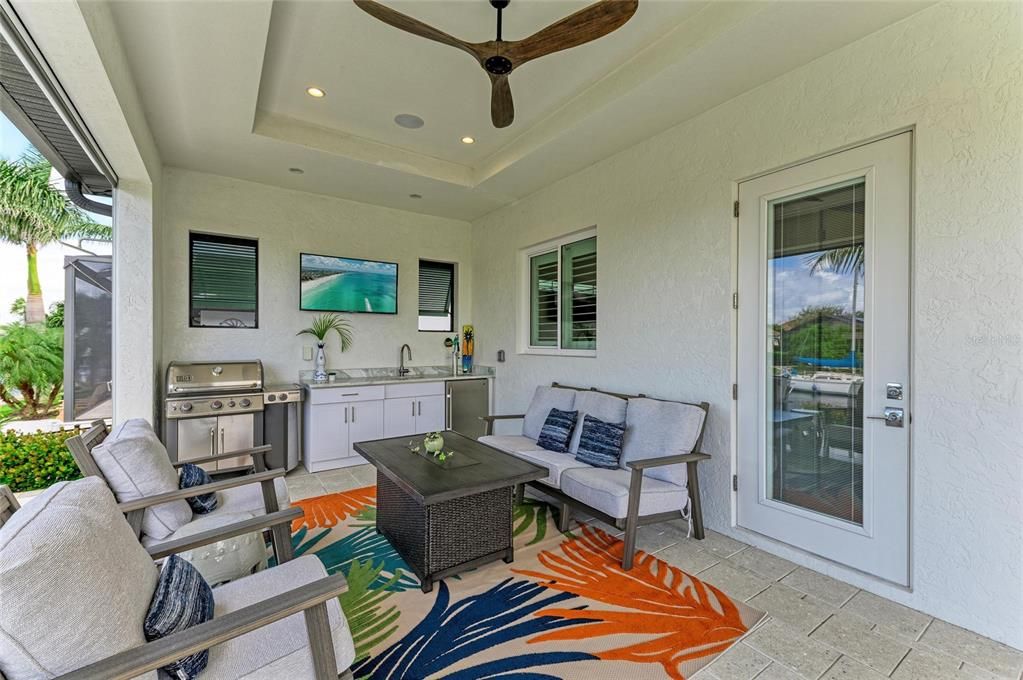 Active With Contract: $1,425,000 (3 beds, 2 baths, 2504 Square Feet)