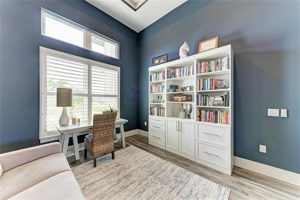 Active With Contract: $1,425,000 (3 beds, 2 baths, 2504 Square Feet)