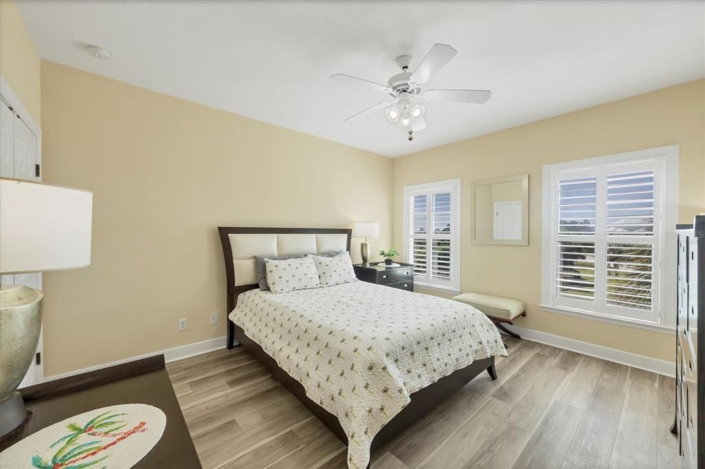 待售: $1,049,000 (4 贝兹, 3 浴室, 2160 平方英尺)