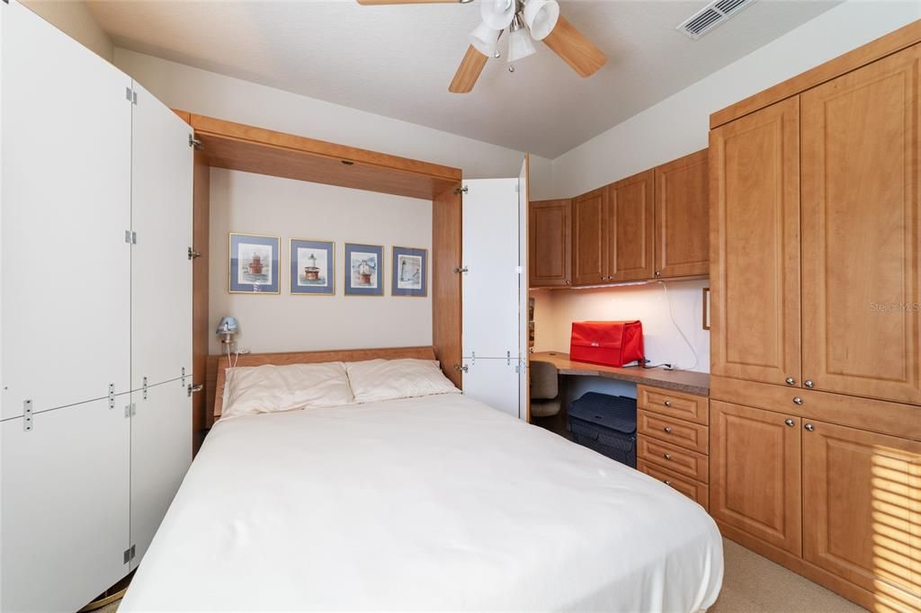 Active With Contract: $375,000 (3 beds, 2 baths, 2122 Square Feet)