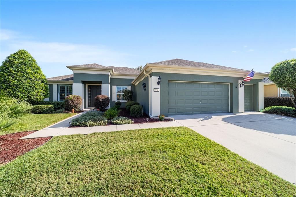 Active With Contract: $375,000 (3 beds, 2 baths, 2122 Square Feet)