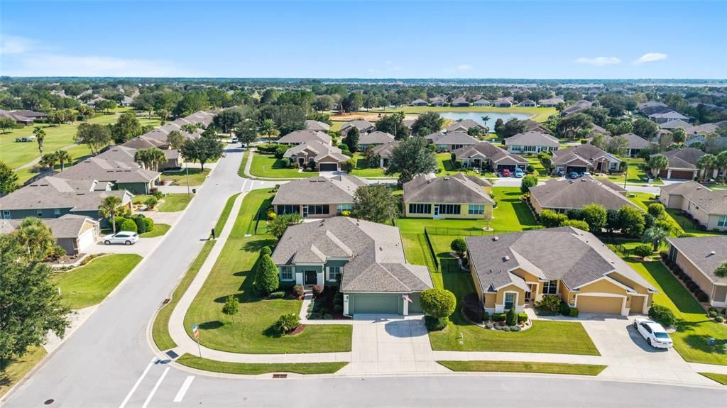 Active With Contract: $375,000 (3 beds, 2 baths, 2122 Square Feet)