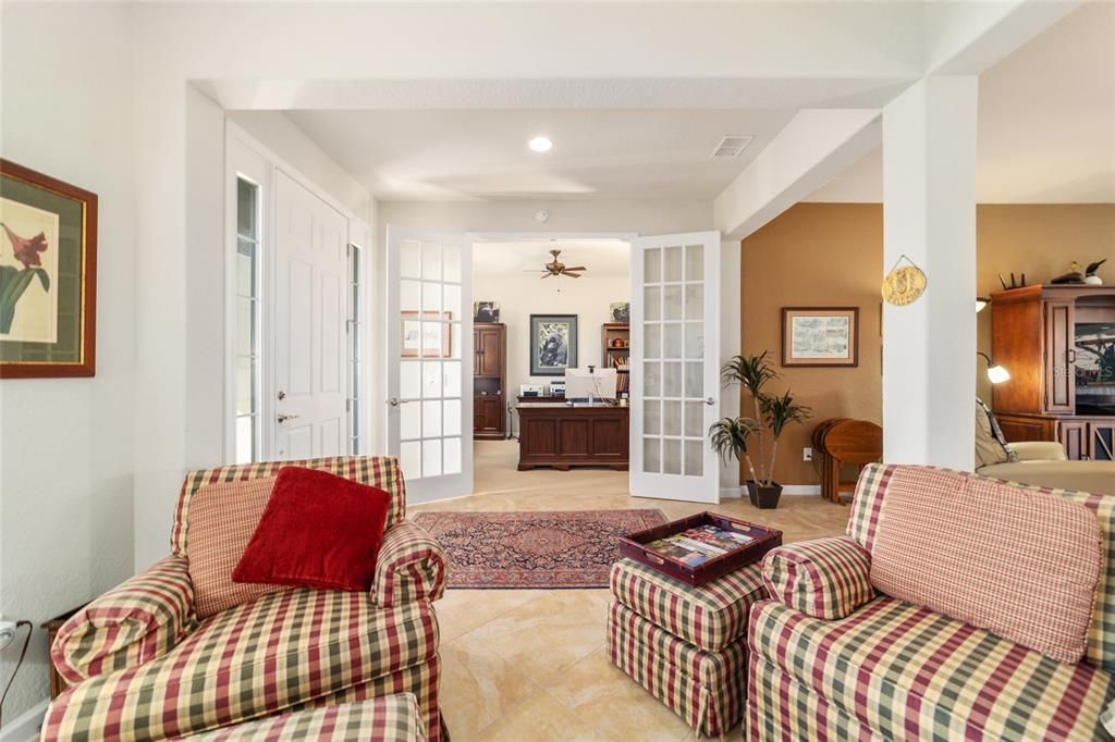 Active With Contract: $375,000 (3 beds, 2 baths, 2122 Square Feet)