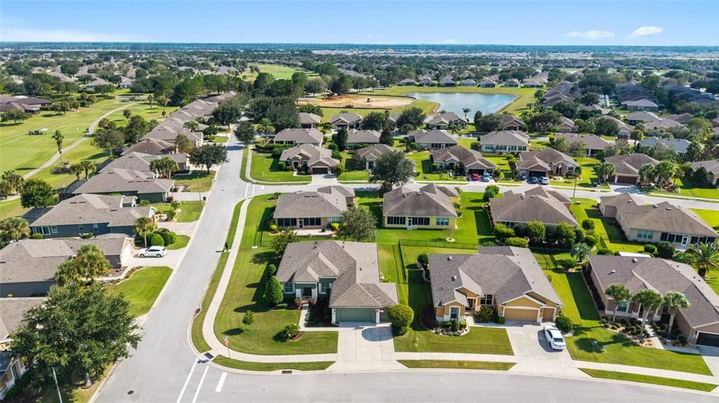 Active With Contract: $375,000 (3 beds, 2 baths, 2122 Square Feet)