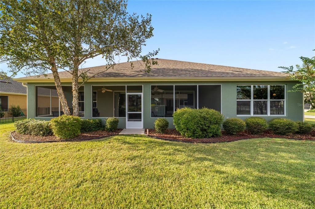 Active With Contract: $375,000 (3 beds, 2 baths, 2122 Square Feet)