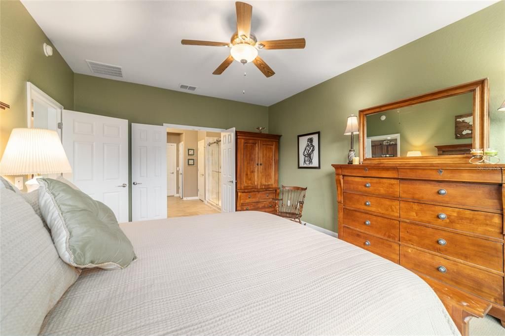 Active With Contract: $375,000 (3 beds, 2 baths, 2122 Square Feet)