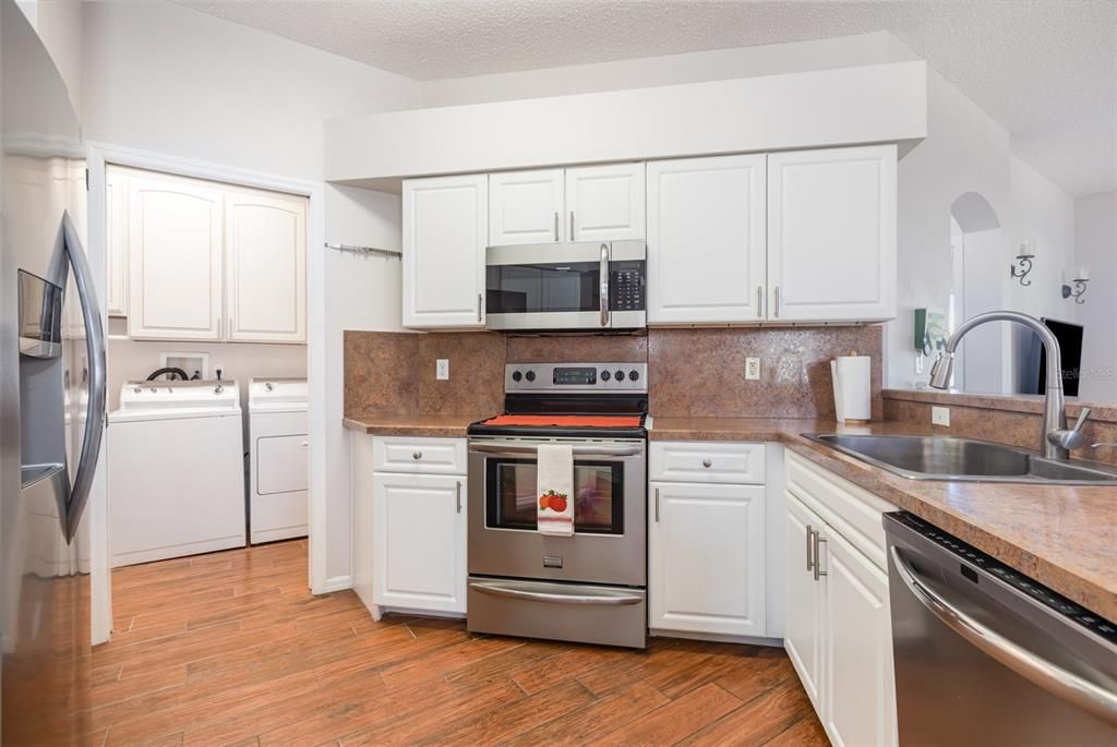 En Venta: $225,000 (2 camas, 2 baños, 1340 Pies cuadrados)