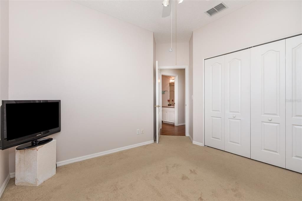 En Venta: $225,000 (2 camas, 2 baños, 1340 Pies cuadrados)