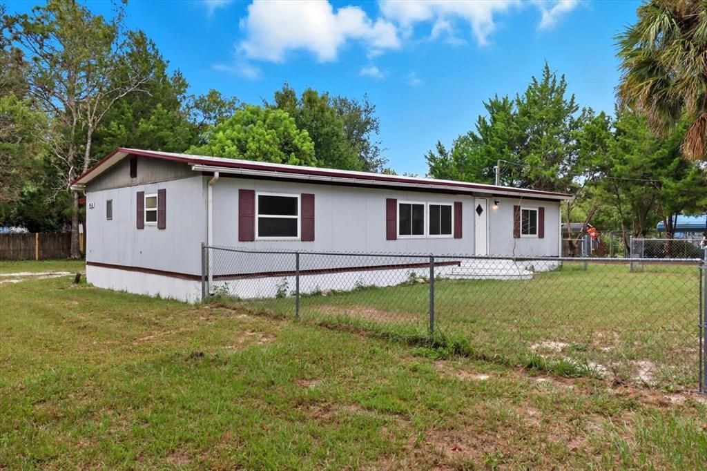 待售: $175,000 (3 贝兹, 2 浴室, 1152 平方英尺)