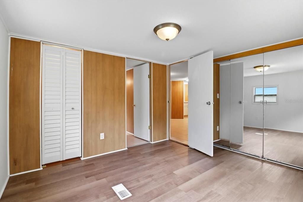 待售: $175,000 (3 贝兹, 2 浴室, 1152 平方英尺)