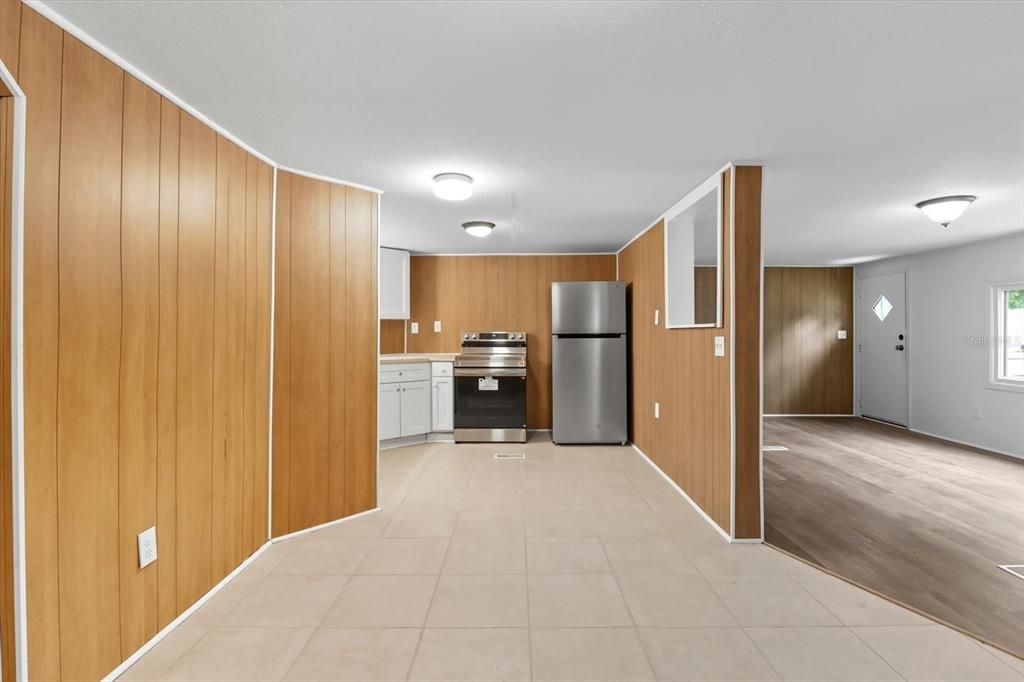 待售: $175,000 (3 贝兹, 2 浴室, 1152 平方英尺)