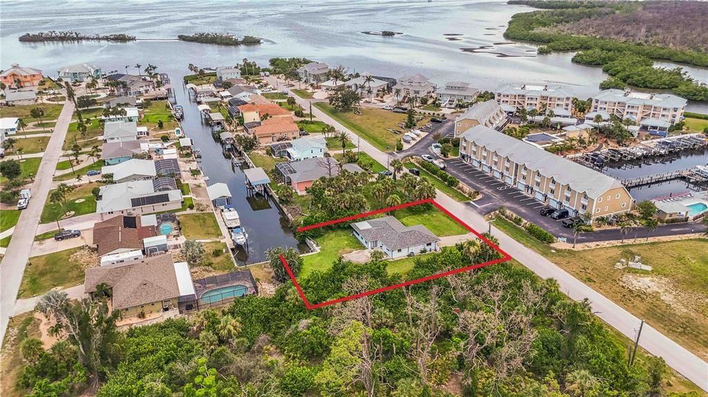 Active With Contract: $455,000 (3 beds, 2 baths, 1303 Square Feet)