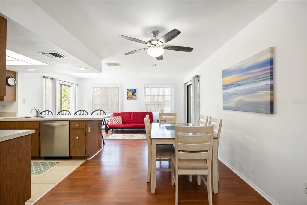 Active With Contract: $455,000 (3 beds, 2 baths, 1303 Square Feet)