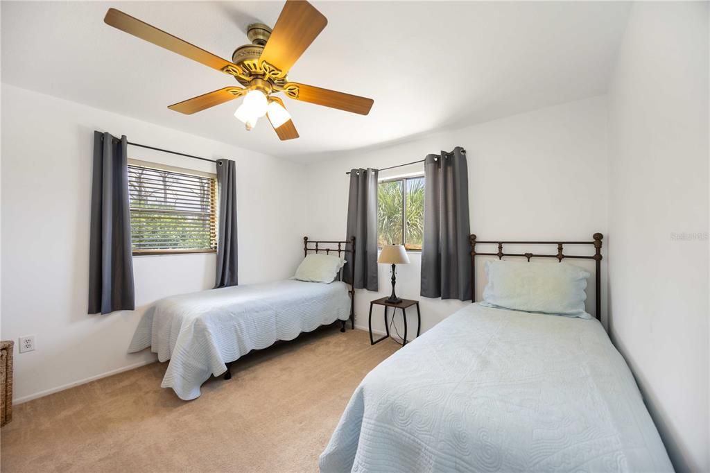 Active With Contract: $455,000 (3 beds, 2 baths, 1303 Square Feet)