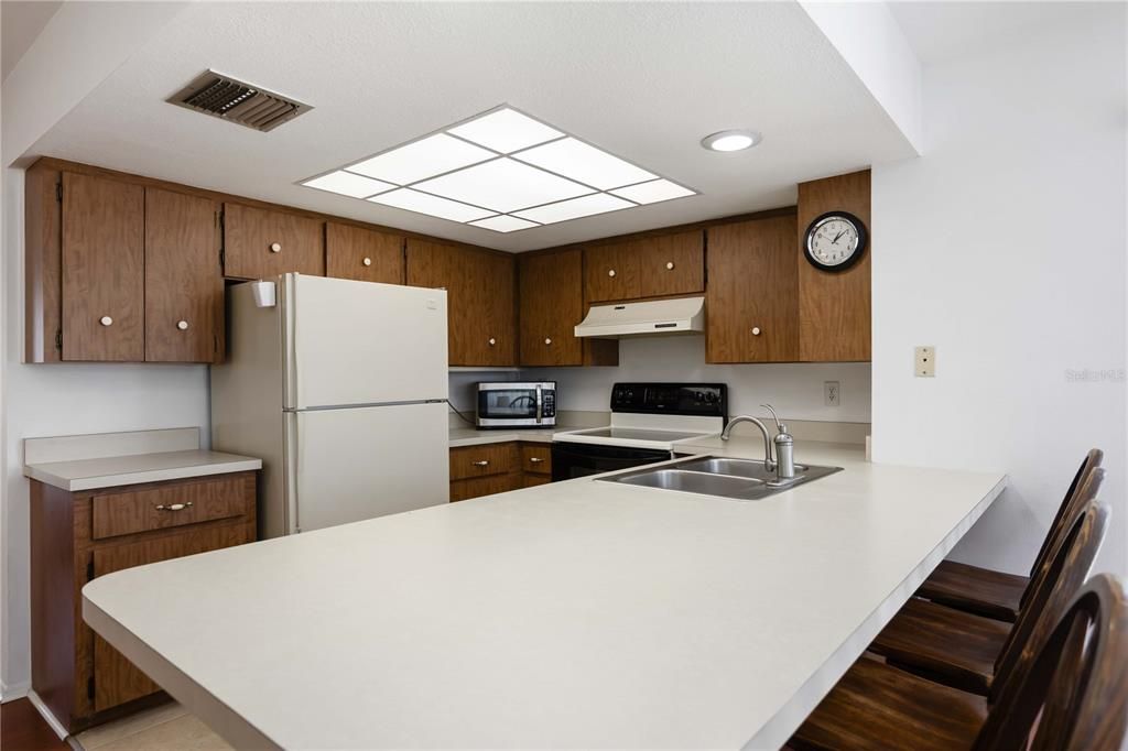 Active With Contract: $455,000 (3 beds, 2 baths, 1303 Square Feet)