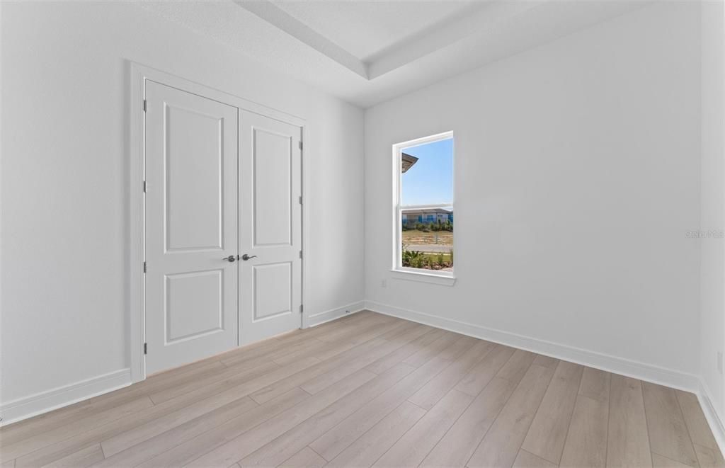 En Venta: $551,850 (3 camas, 3 baños, 2483 Pies cuadrados)