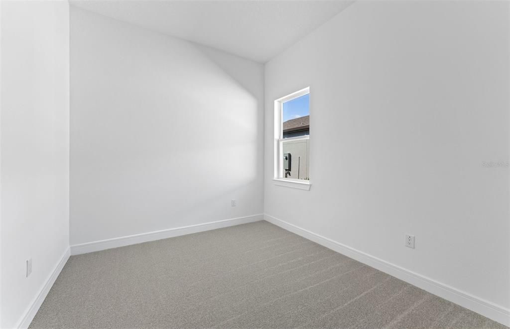 En Venta: $551,850 (3 camas, 3 baños, 2483 Pies cuadrados)