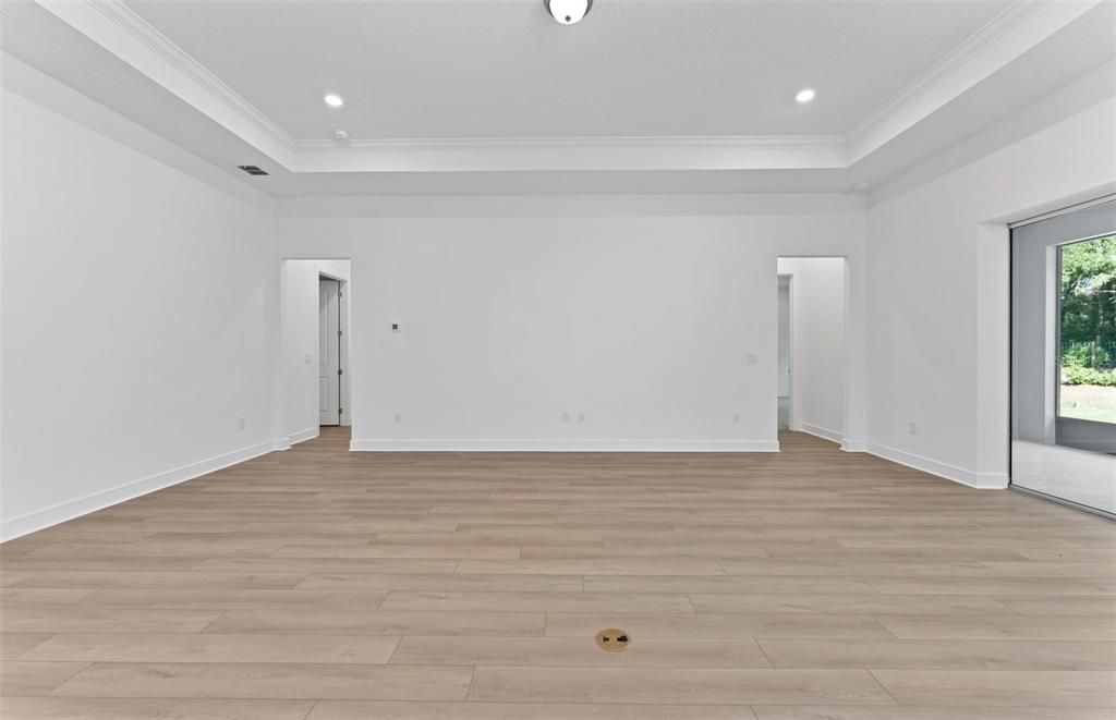 En Venta: $551,850 (3 camas, 3 baños, 2483 Pies cuadrados)