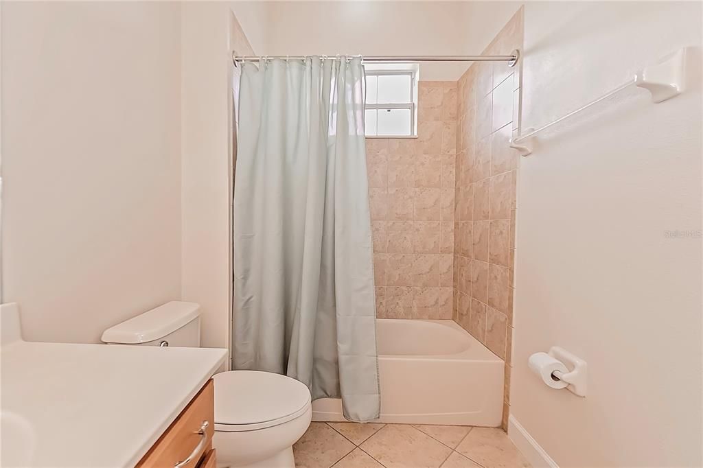 待售: $675,000 (5 贝兹, 4 浴室, 3270 平方英尺)