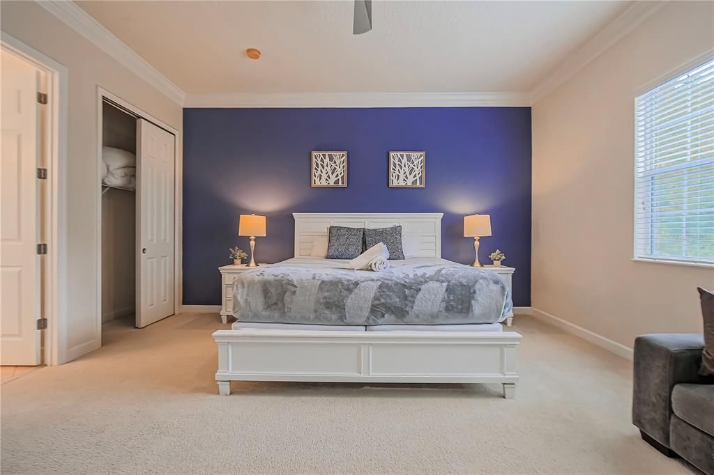 待售: $675,000 (5 贝兹, 4 浴室, 3270 平方英尺)