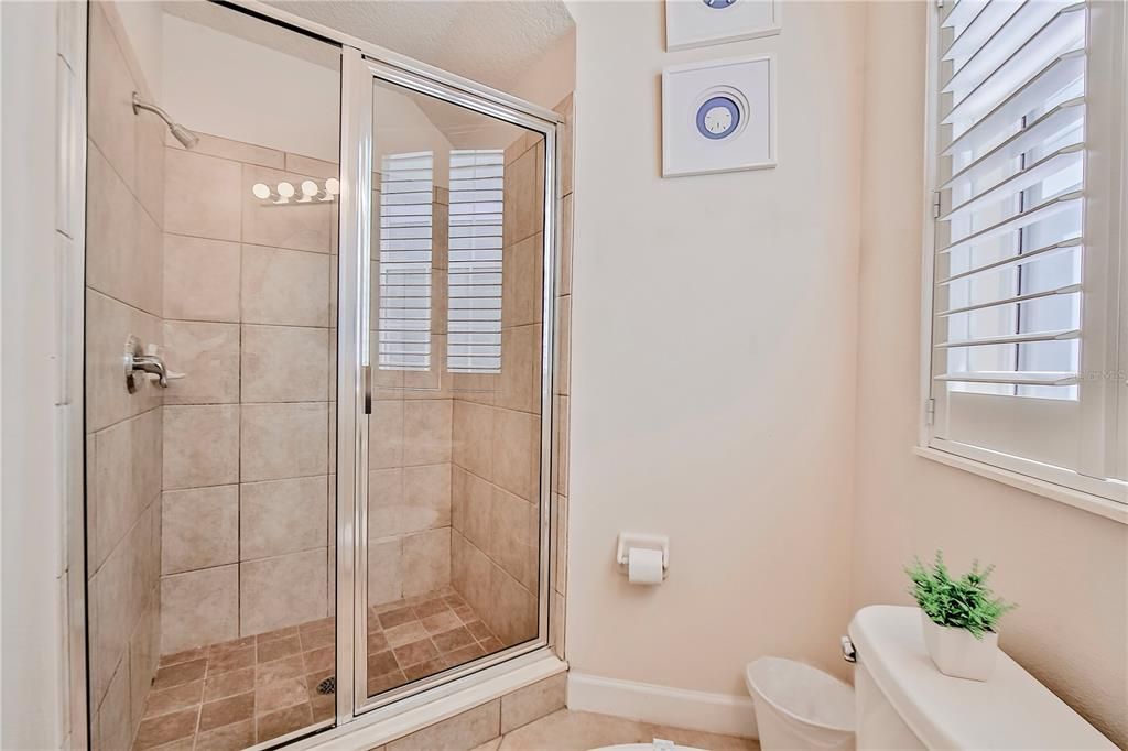 待售: $675,000 (5 贝兹, 4 浴室, 3270 平方英尺)