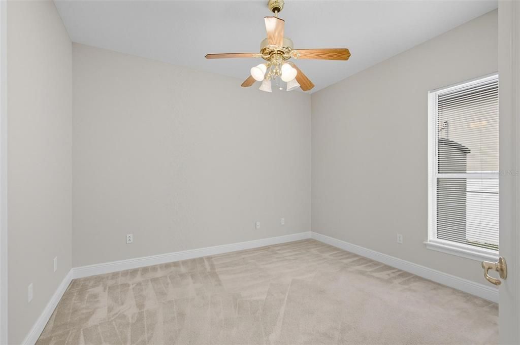 На продажу: $379,500 (4 спален, 3 ванн, 2369 Квадратных фут)