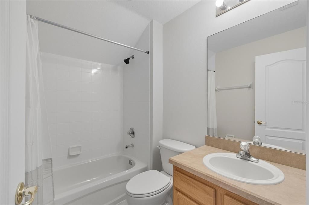 На продажу: $379,500 (4 спален, 3 ванн, 2369 Квадратных фут)