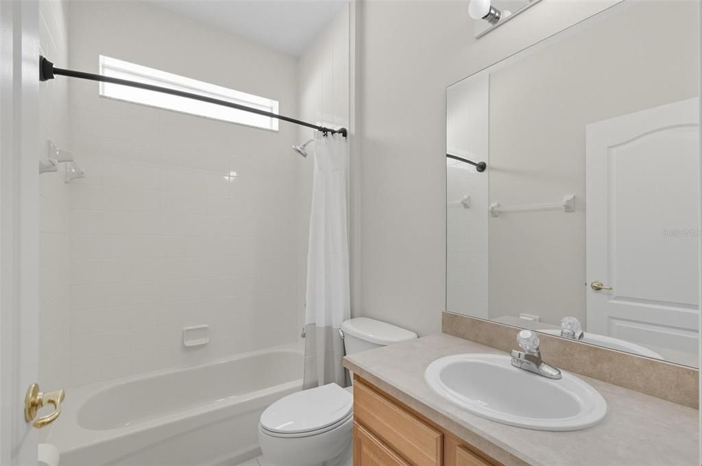 На продажу: $379,500 (4 спален, 3 ванн, 2369 Квадратных фут)