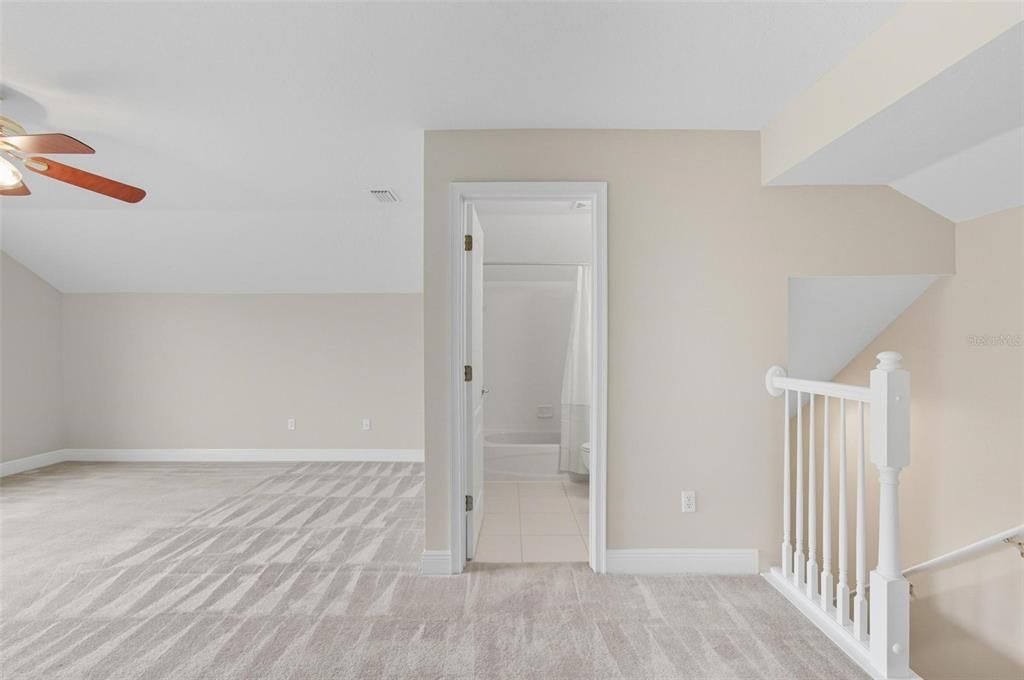 На продажу: $379,500 (4 спален, 3 ванн, 2369 Квадратных фут)