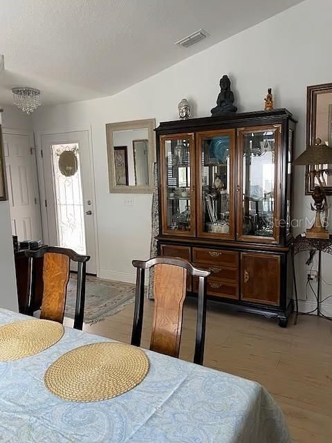 В аренду: $2,450 (2 спален, 2 ванн, 1094 Квадратных фут)