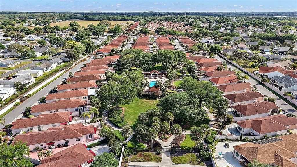 В аренду: $2,450 (2 спален, 2 ванн, 1094 Квадратных фут)