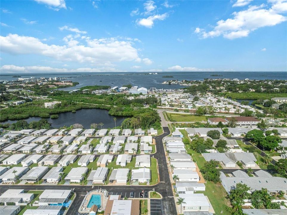 На продажу: $145,000 (2 спален, 2 ванн, 992 Квадратных фут)