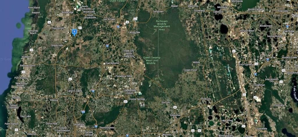 На продажу: $49,999 (0.58 acres)