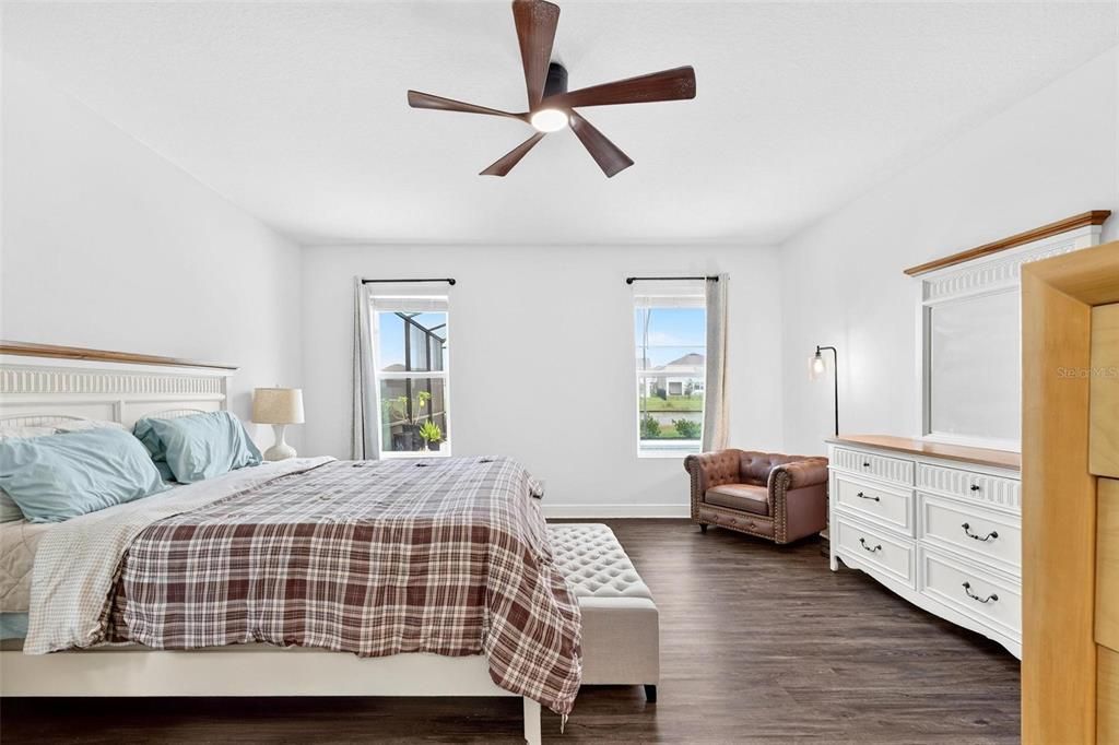 На продажу: $700,000 (5 спален, 3 ванн, 3854 Квадратных фут)