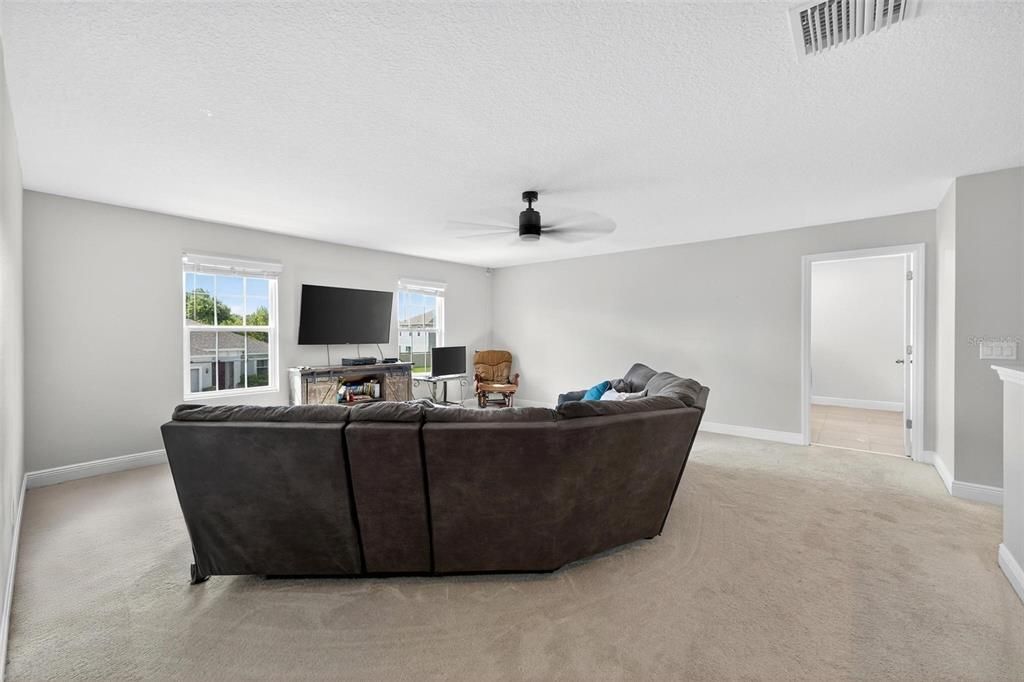 На продажу: $700,000 (5 спален, 3 ванн, 3854 Квадратных фут)