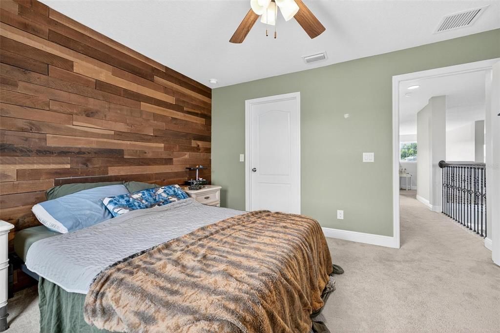 На продажу: $700,000 (5 спален, 3 ванн, 3854 Квадратных фут)